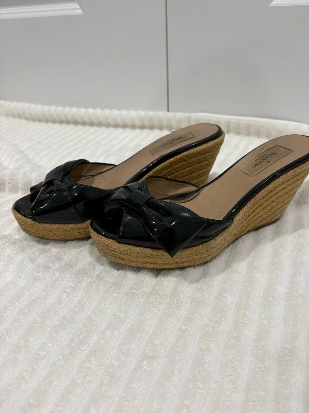 Valentino Garavani Black Patent Leather Bow Espadrille Wedge Mules